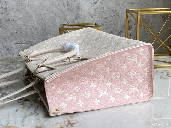 First bag ru MM ONTHEGO LOUIS VUITTON 0813